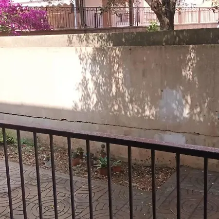Sos Flores Casa Vacanze Alghero Daire *